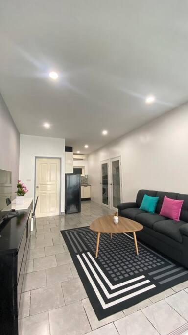 Pool Villa Pattaya Phratamnak C2- 2 Bedroom Jomtien Beach Esterno foto